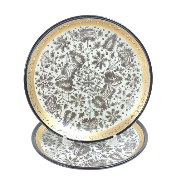 Bowl Collector Decorator Plates 2 pcs w/Wall Hangers Eclectique Kai Kai Raised